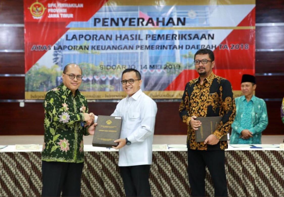 gambar berita