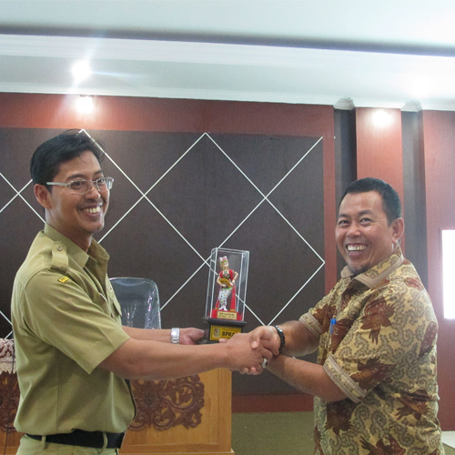 gambar berita